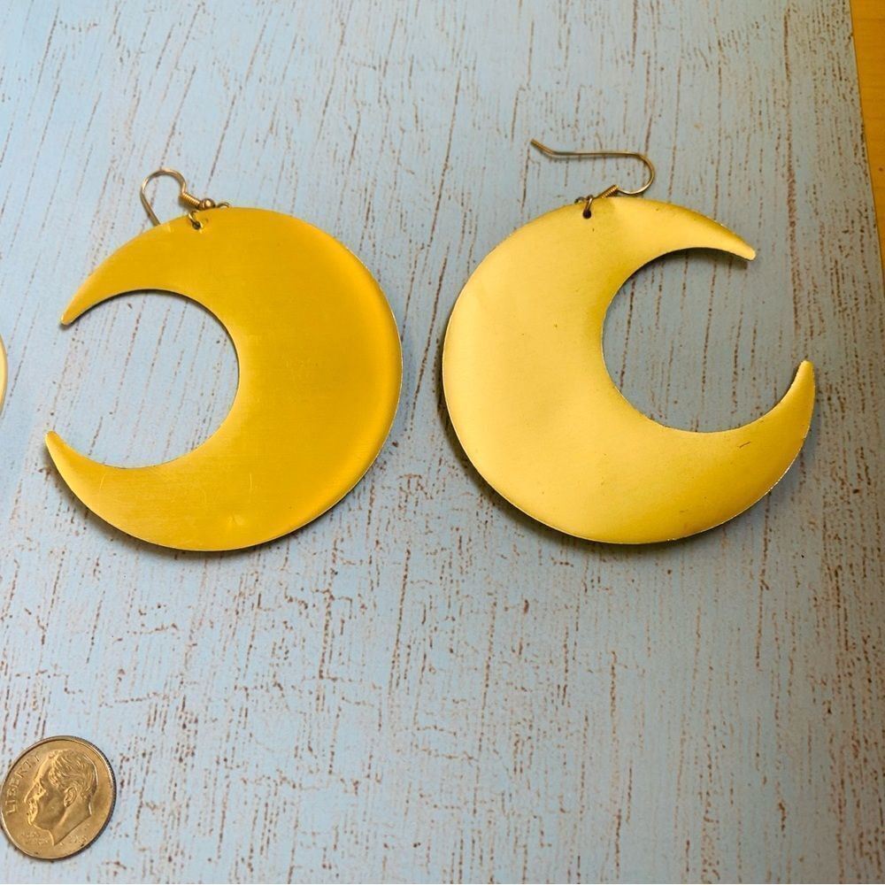 Matte Gold Earring Bundle‎ - Picture 2 of 4
